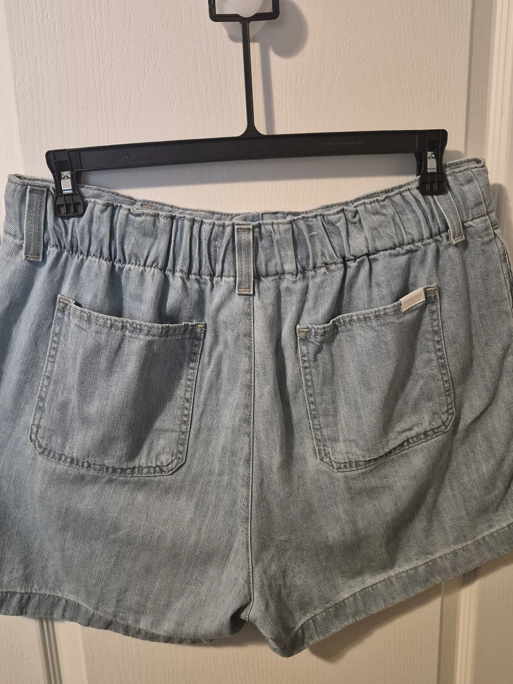 Retro Inspo Denizen By Levi Light Wash Loose A Line Mom Short Coastal Y2K Preppy